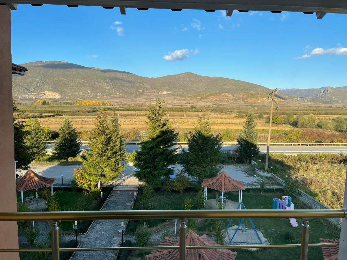 Hotel Paradise Bilisht Dış mekan fotoğraf